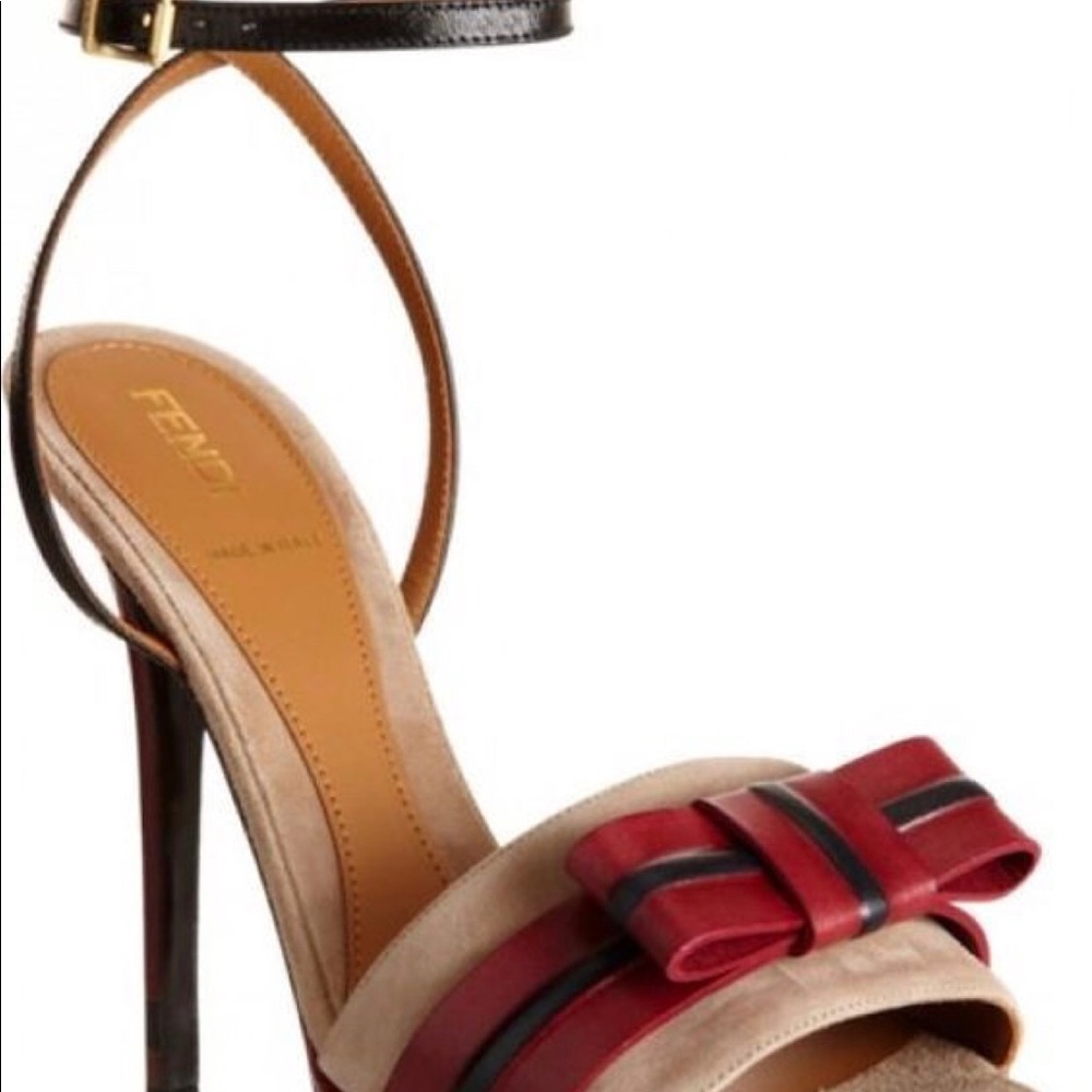 Fendi gorgeous strappy heels